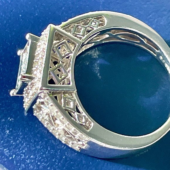 SJ 925 Square Princess Cut Diamond Ring - Picture 5 of 11